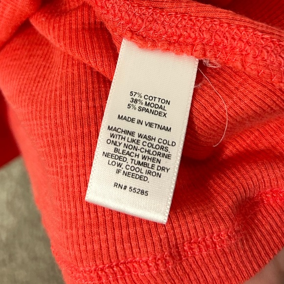 Express Sexy Basic Tank - Picture 4 of 4